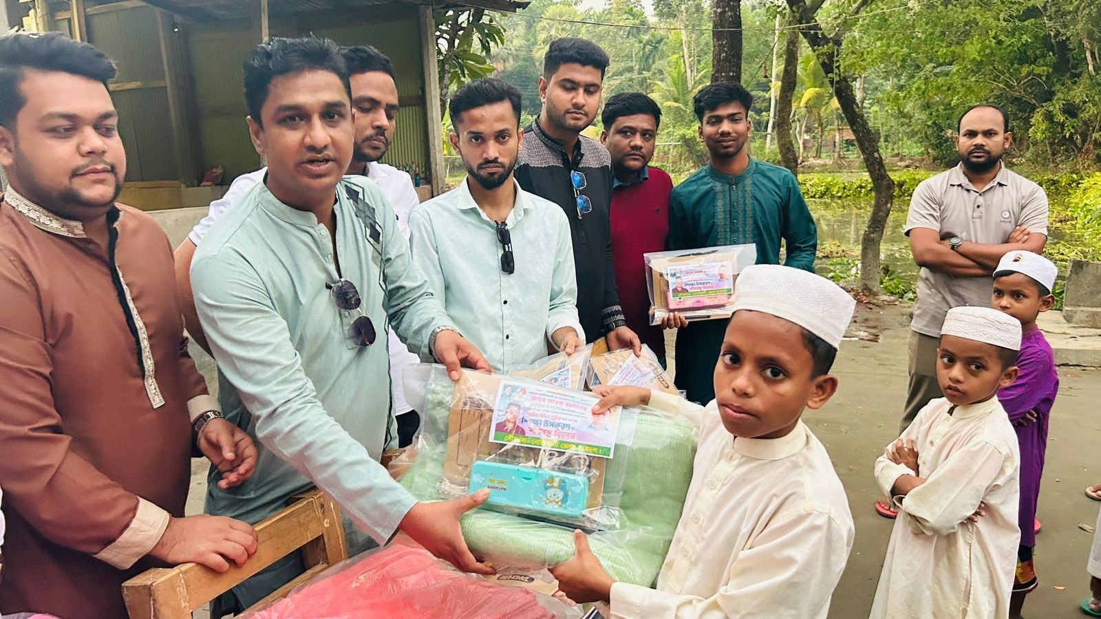 তারেক রহমানের জন্মদিন উপলক্ষ্যে নোয়াখালীতে শীতবস্ত্র ও শিক্ষা উপকরণ বিতরণ