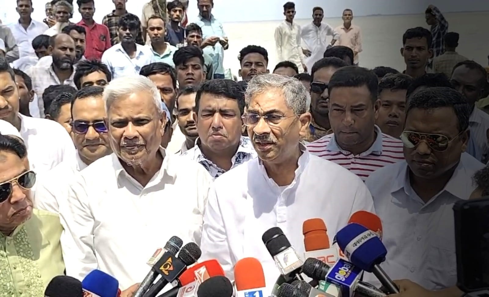 https://smartbangladesh24.com/admin/post/1779017134.jpeg