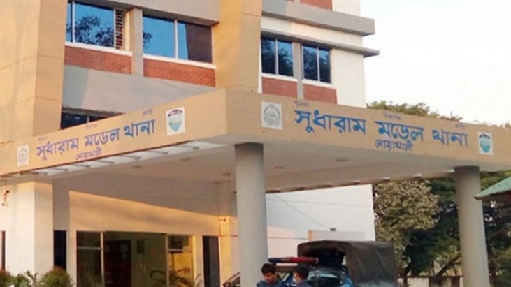নোয়াখালীতে মাকে জবাই করে হত্যা, ছেলে ও দাদি গ্রেপ্তার