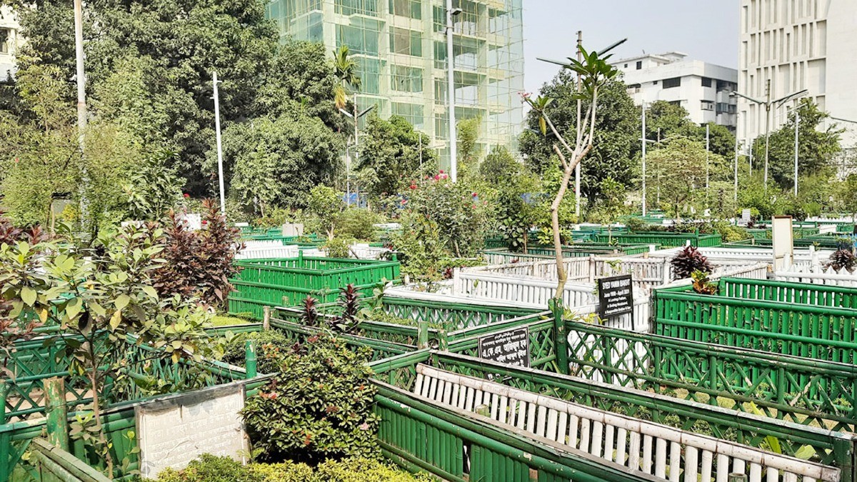 https://smartbangladesh24.com/admin/post/1790683252.jpeg