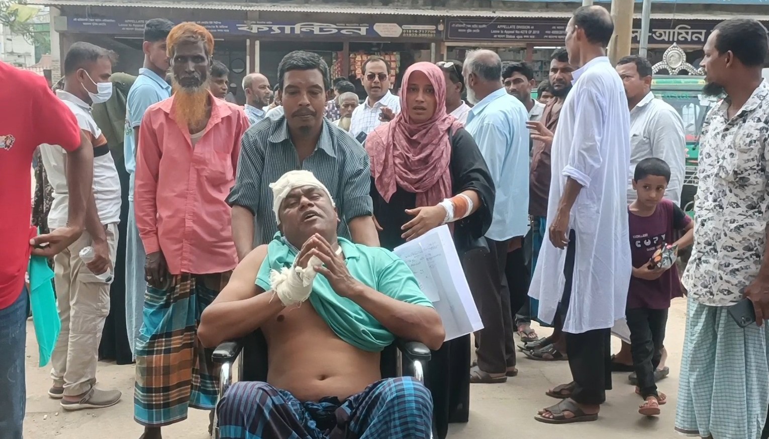 বেগমগঞ্জে সৌদি প্রবাসীর পরিবারের ওপর হামলা, আহত ৪